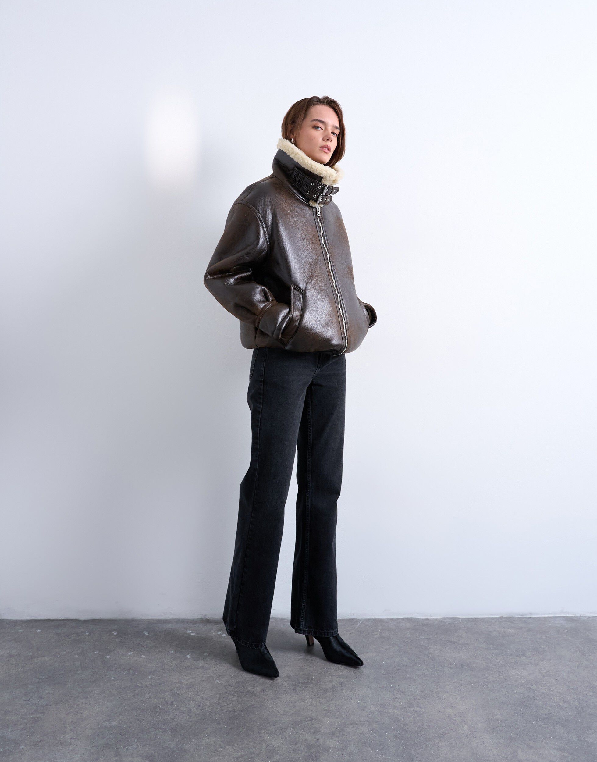 TSISABEL SHORT COATED BOMBER