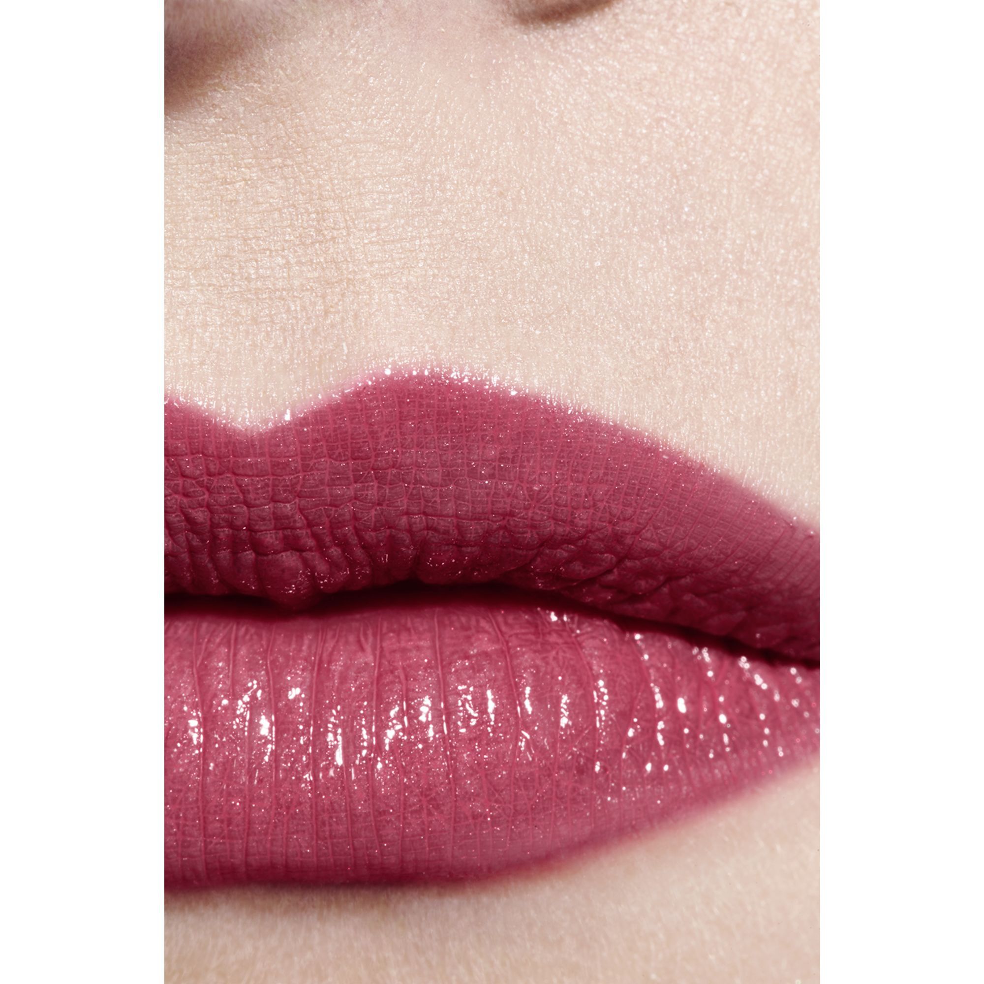 LONGWEAR SATIN L&AElig;BESTIFT  FUGTGIVENDE OG UDGLATTENDE L&AElig;BEPLEJE