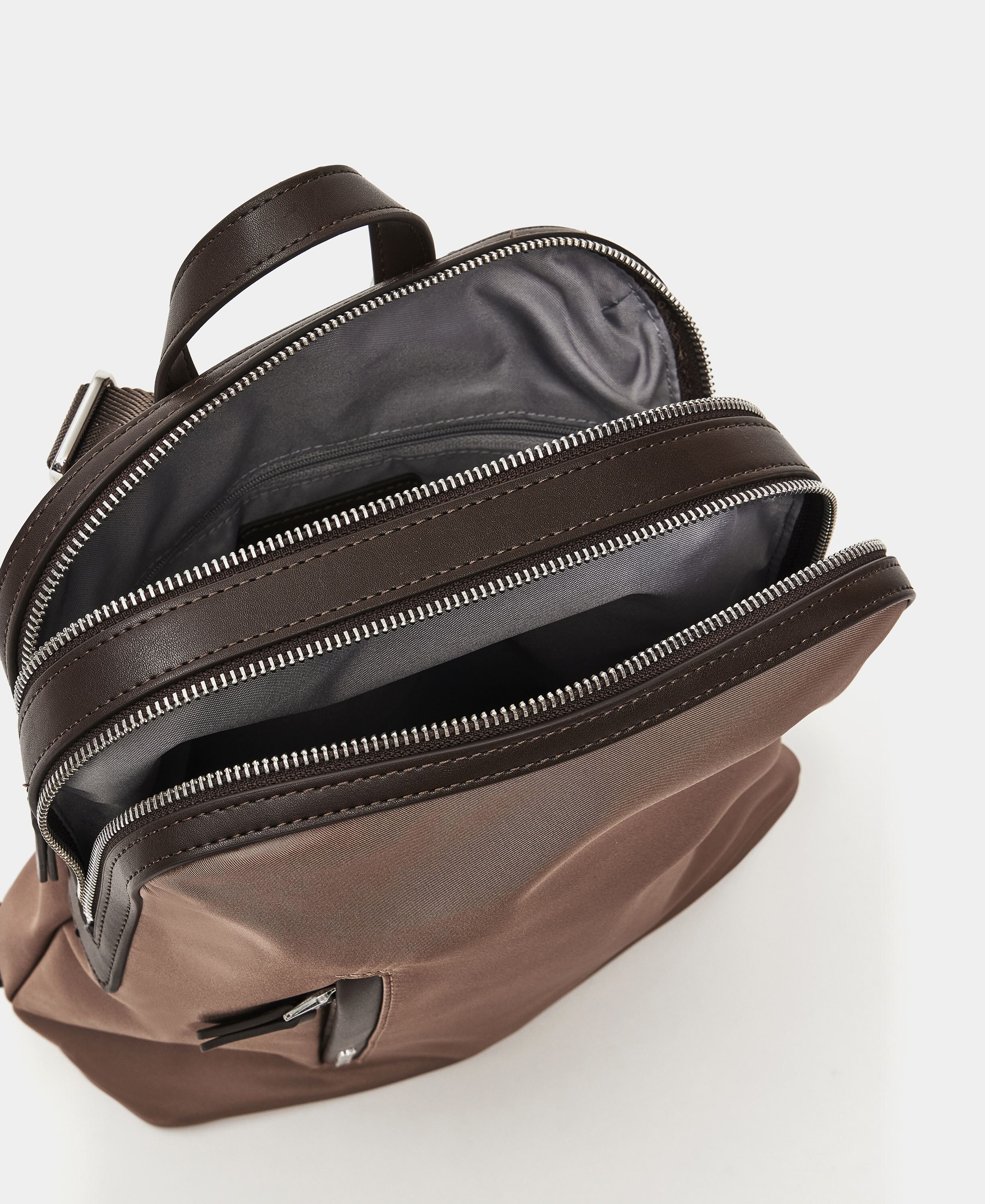 HUNTER BACKPACK / BEAVER