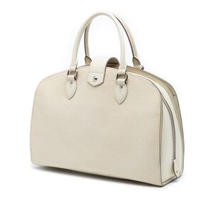 Louis Vuitton Pont Neuf