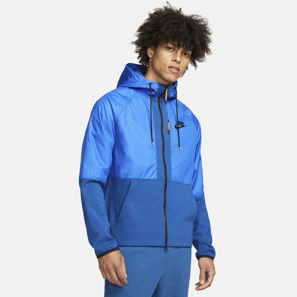 Sportswear Tech Essentials+ Fleece Winter h&aelig;ttetr&oslash;je