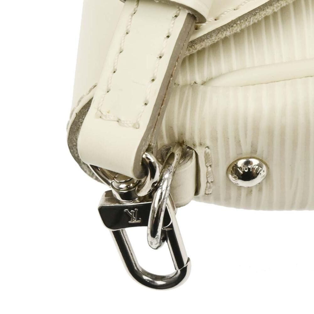 Louis Vuitton Montaigne