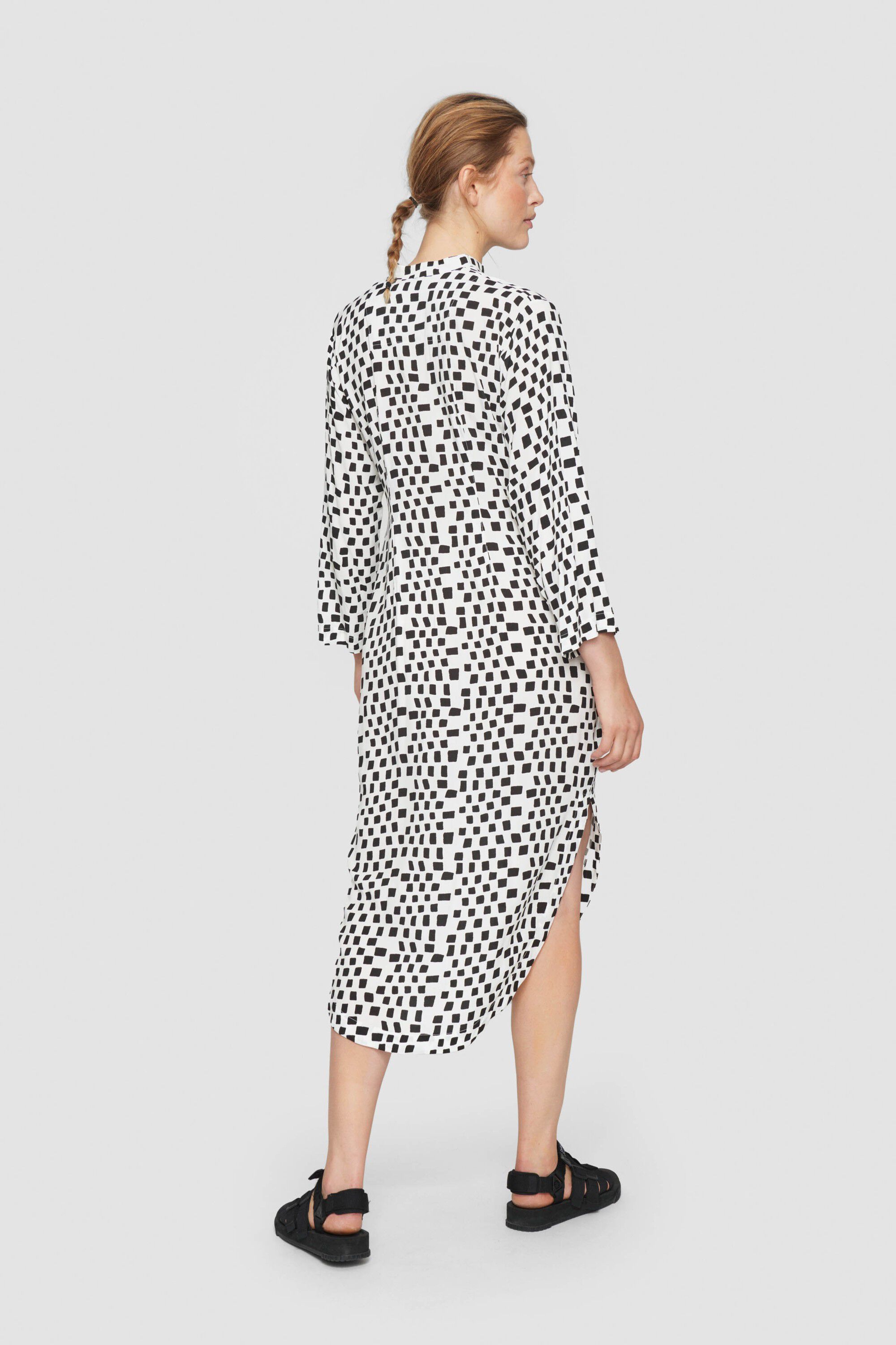 COLOUR DREAM & DOMINO