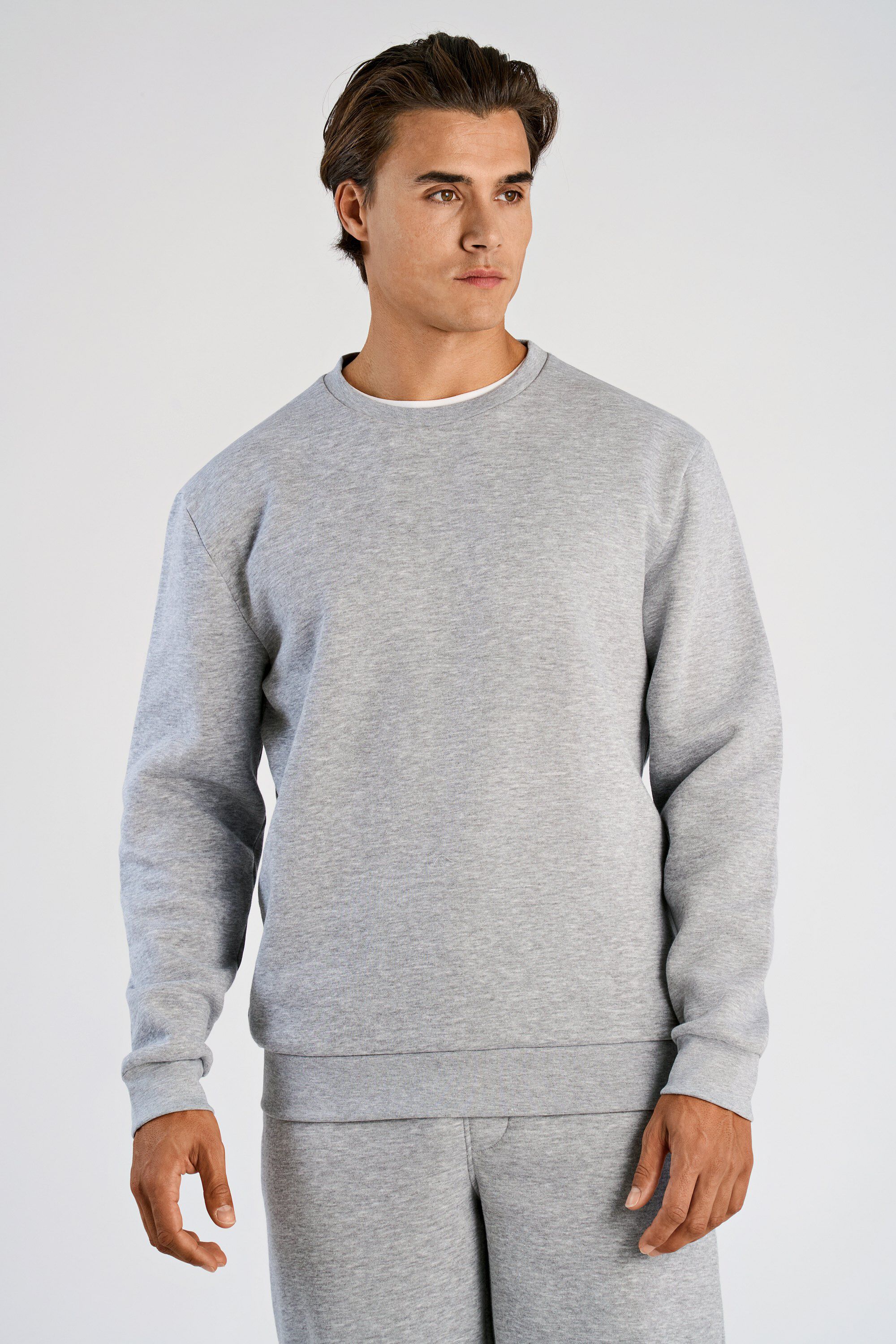O-neck sweatshirt