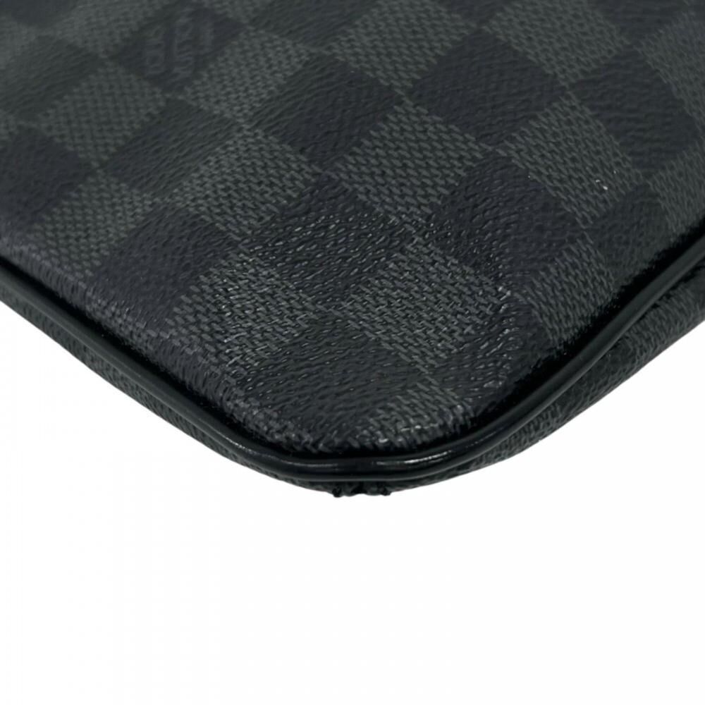 Louis Vuitton Shoulder Bags