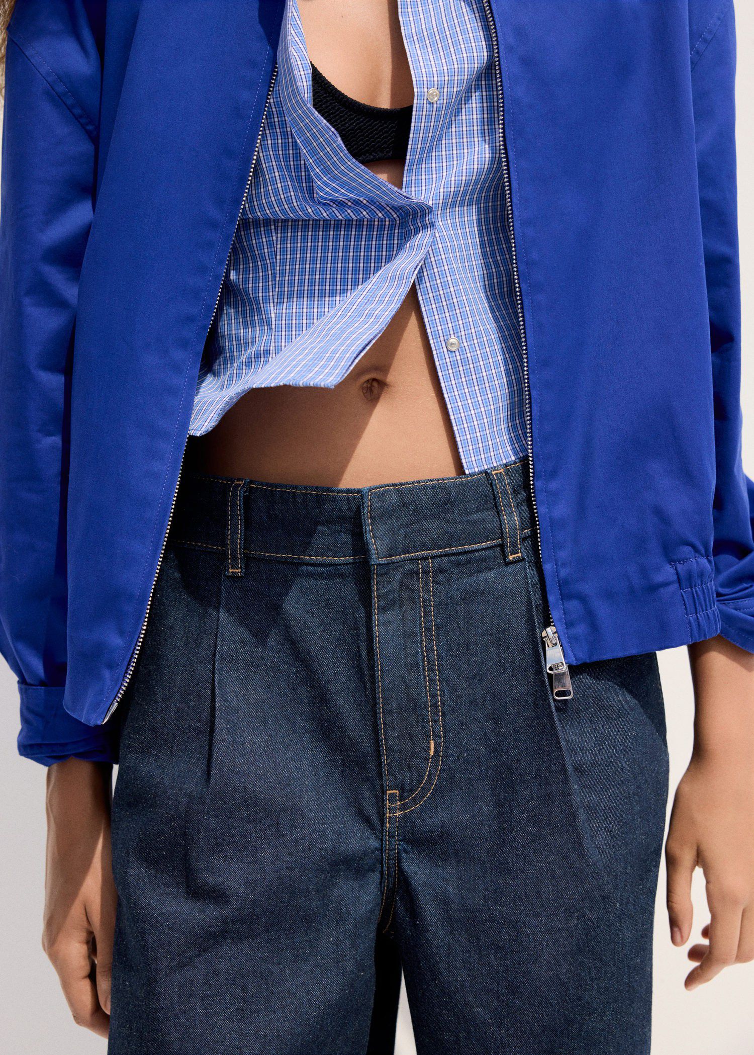 Mid-rise denim bermuda shorts with