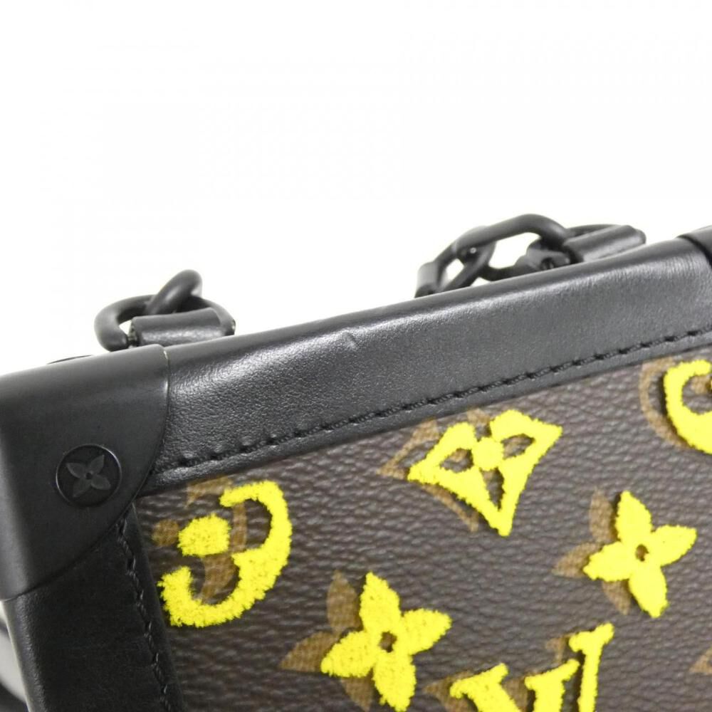 Louis Vuitton Shoulder Bags