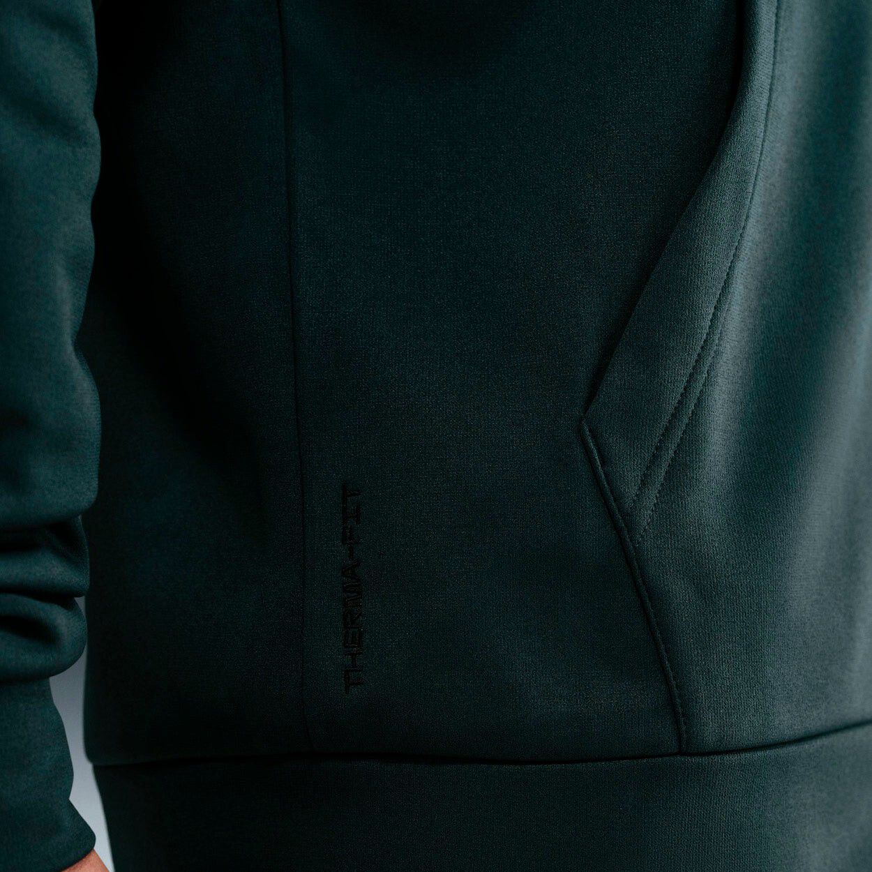 Therma-Fit Full-Zip Fitness h&aelig;ttetr&oslash;je