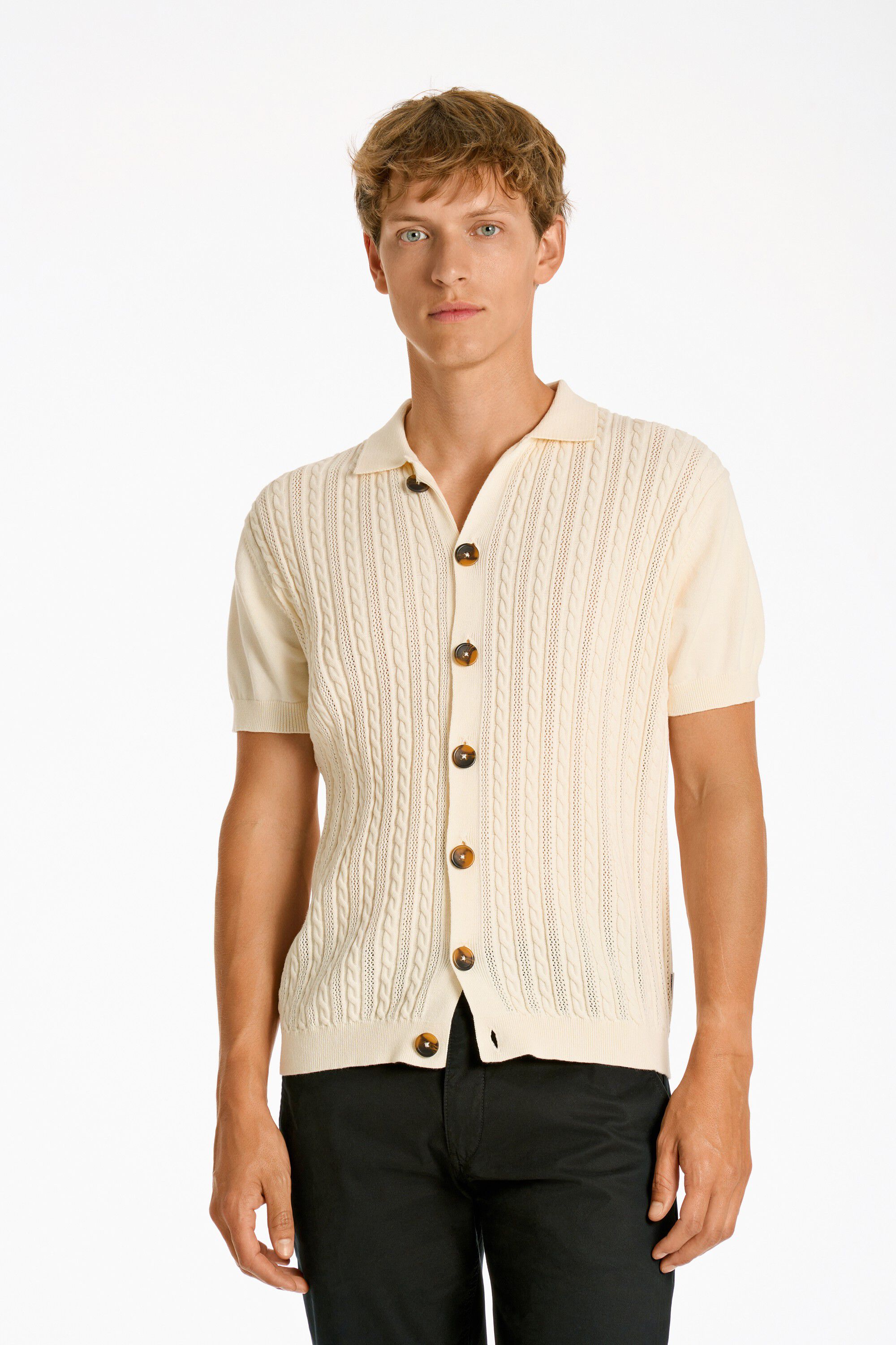 Knitted S/S cable cardigan