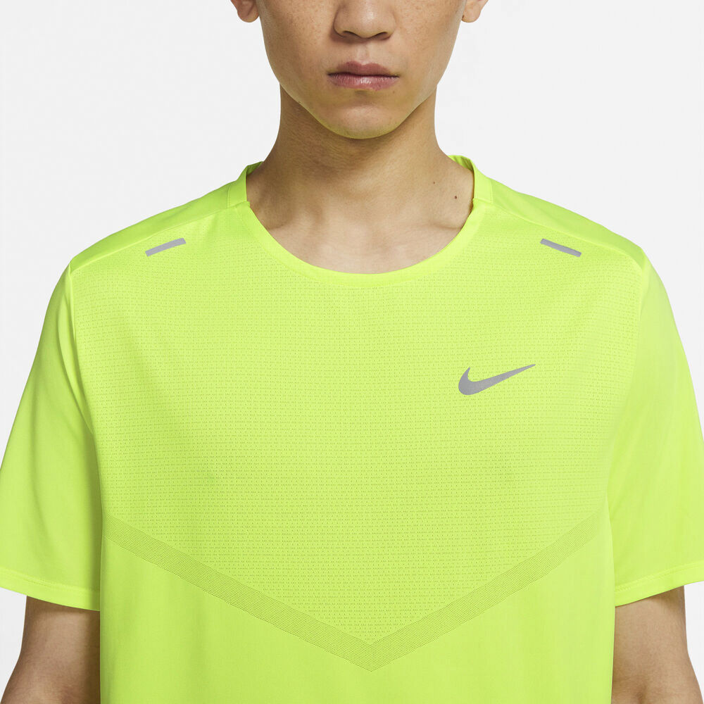 Dri Fit Rise 365 Lobe T Shirt