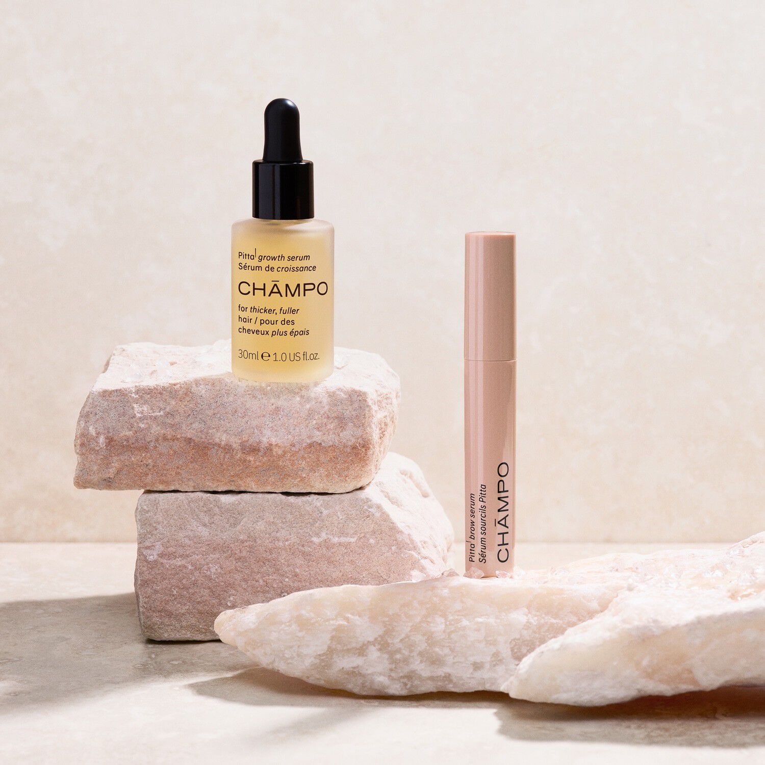 Pitta &oslash;jenbrynsserum - Serum til t&aelig;ttere &oslash;jenbryn