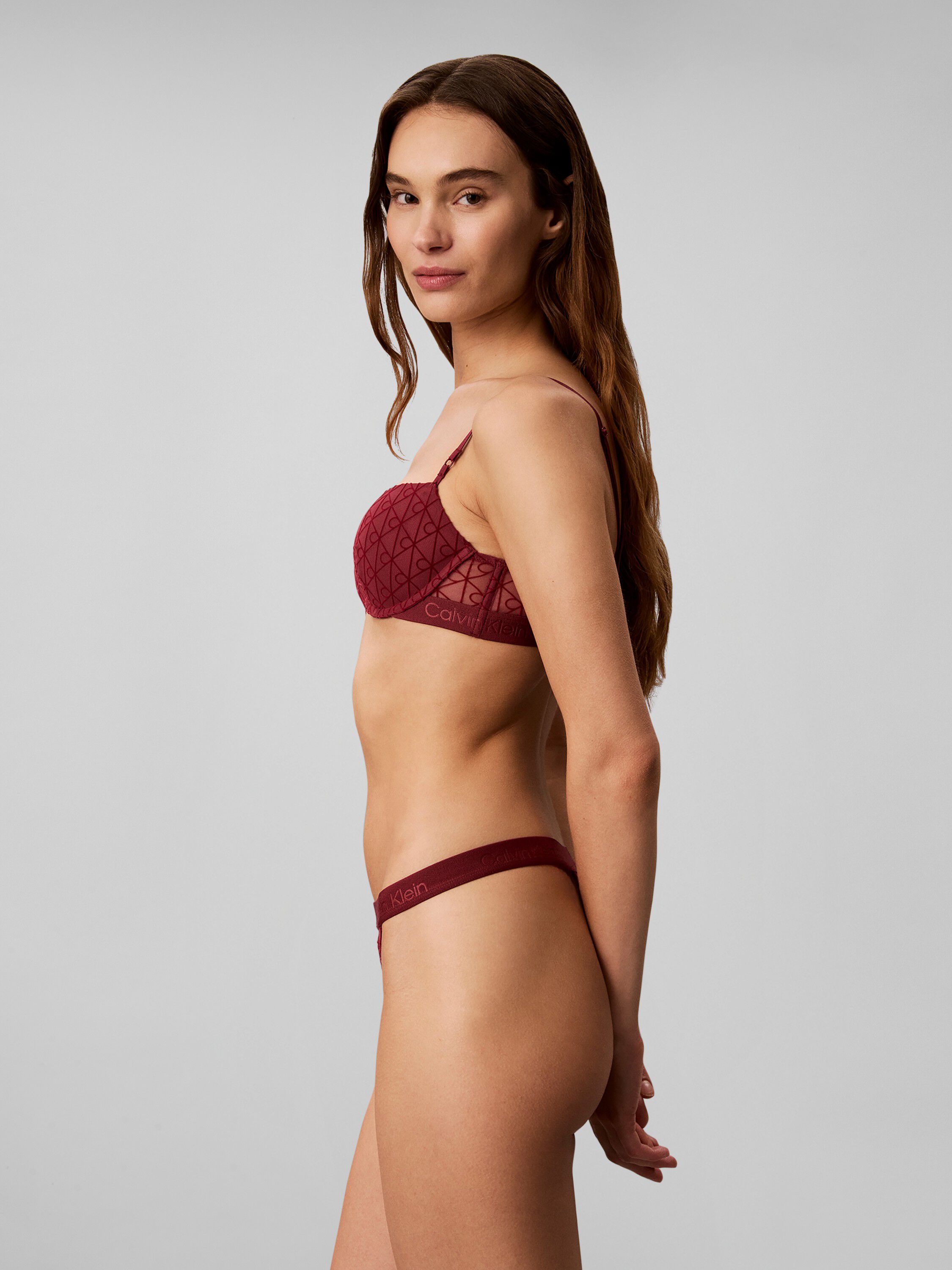 HIGH LEG THONG