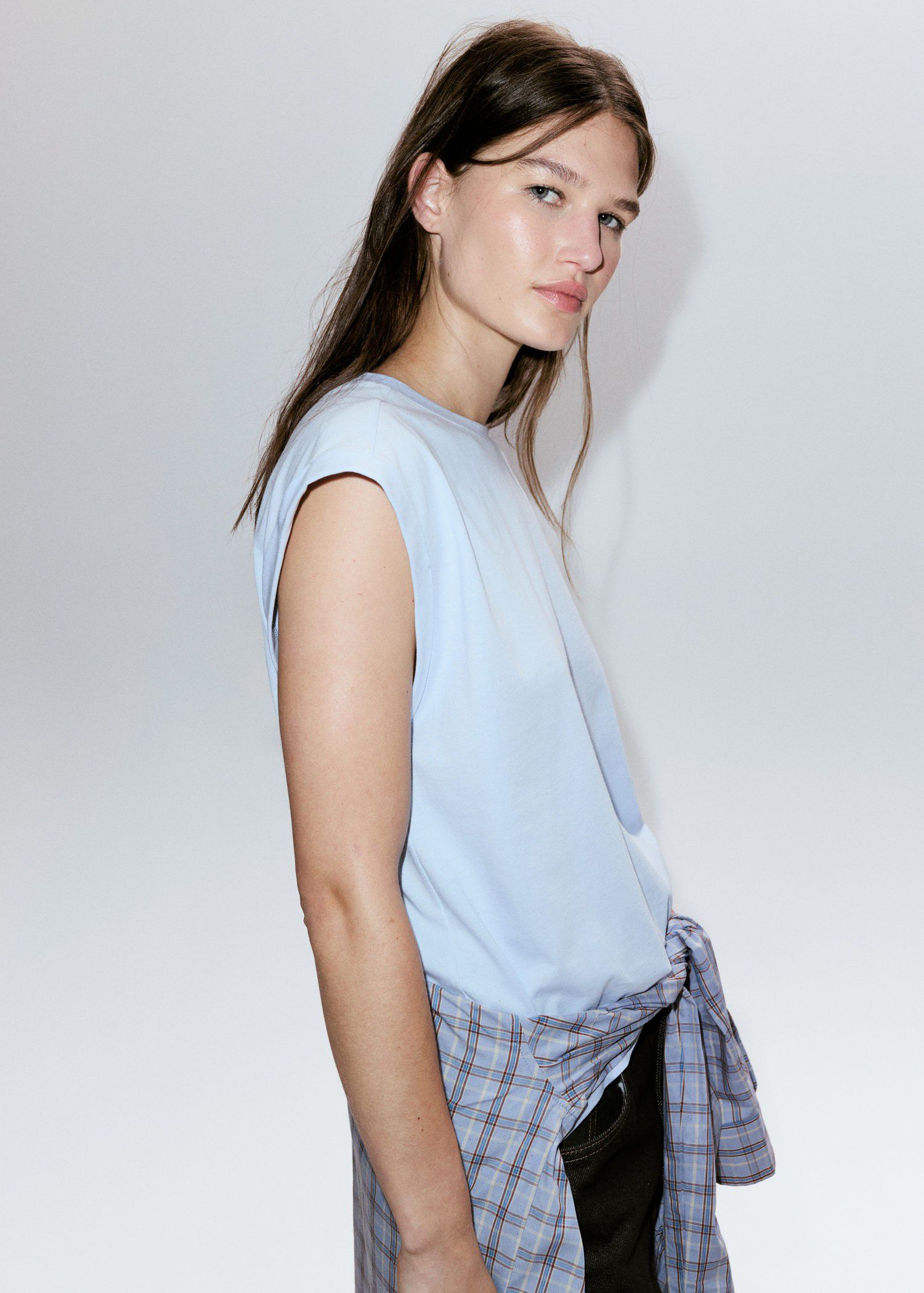 Short-sleeved cotton t-shirt