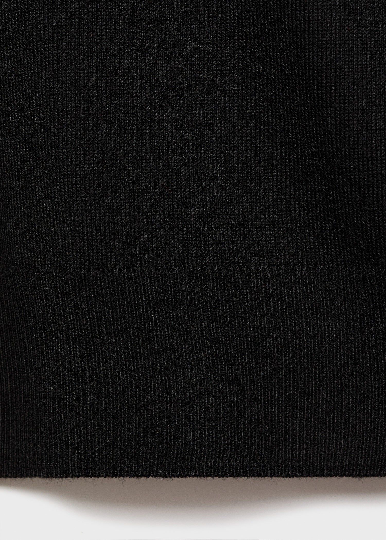Fine-knit crew-neck sweater
