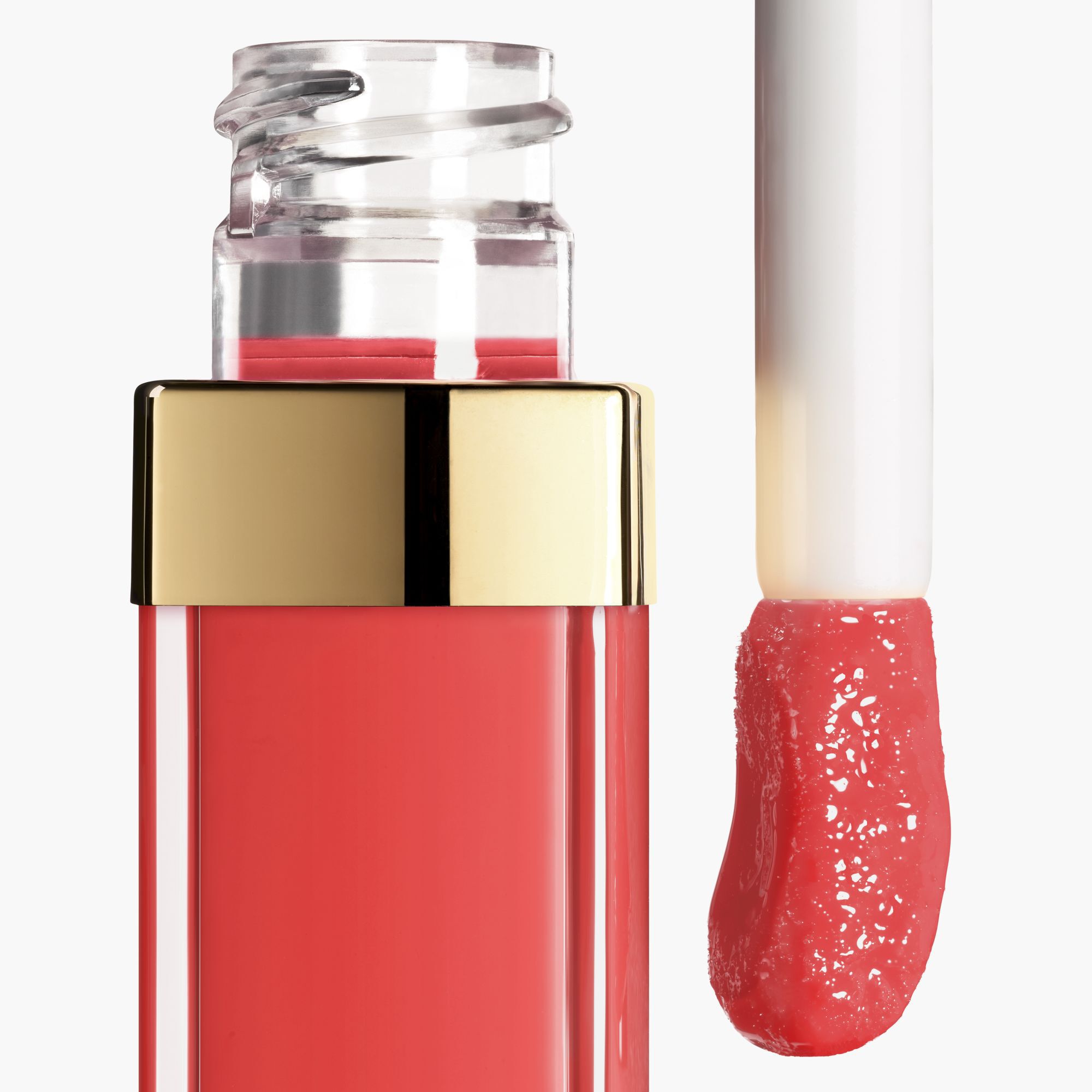 FUGTGIVENDE OG UDGLATTENDE LIPGLOSS MED H&Oslash;J GLANS