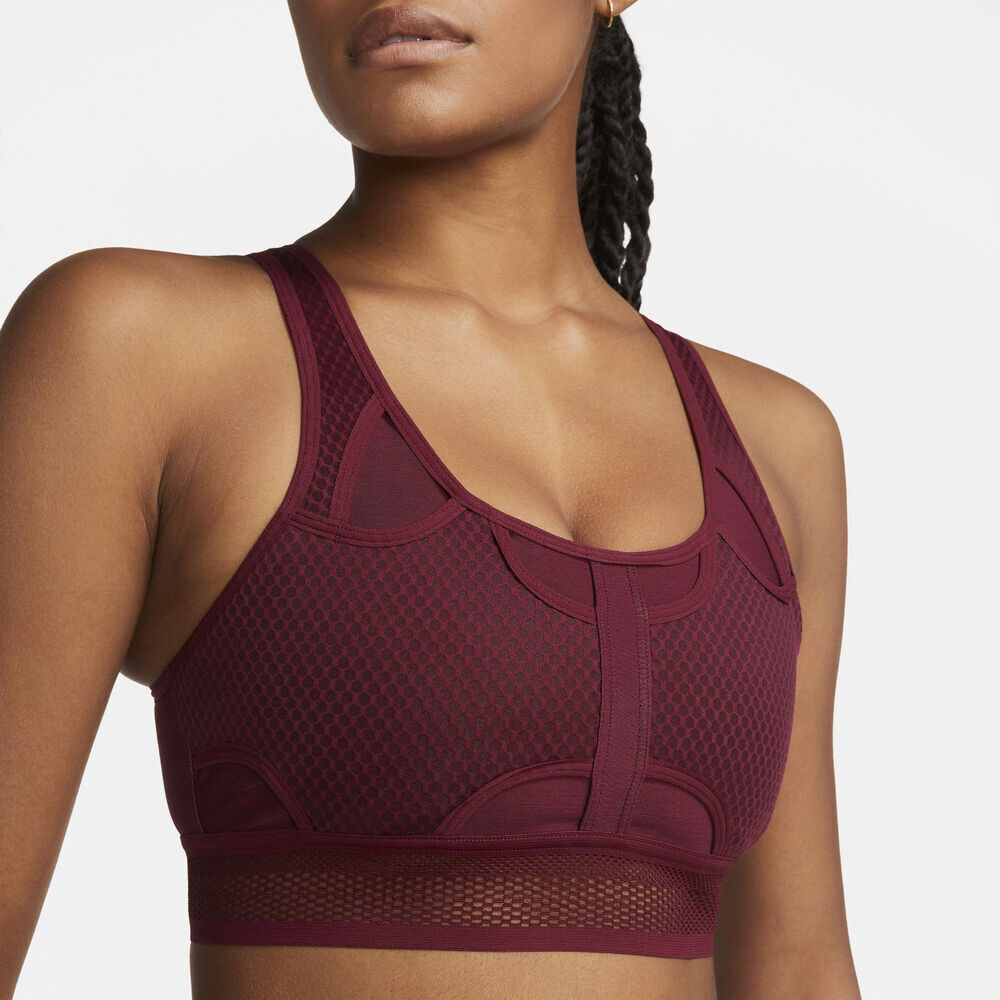 Swoosh Ultrabreathe Medium Support Sports Bh