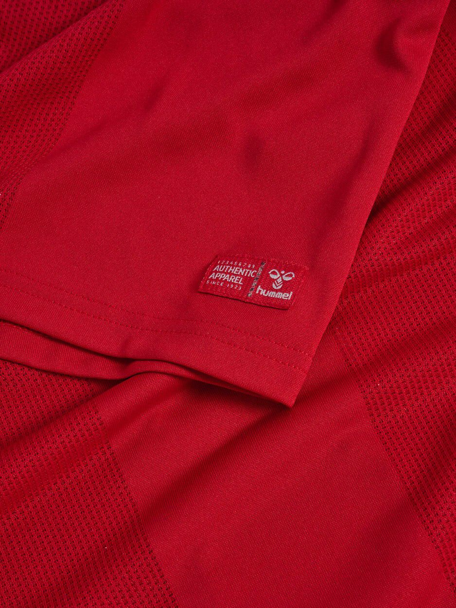 DBU Danmark 26 Voksen Lang&aelig;rmet Hjemmebanetr&oslash;je