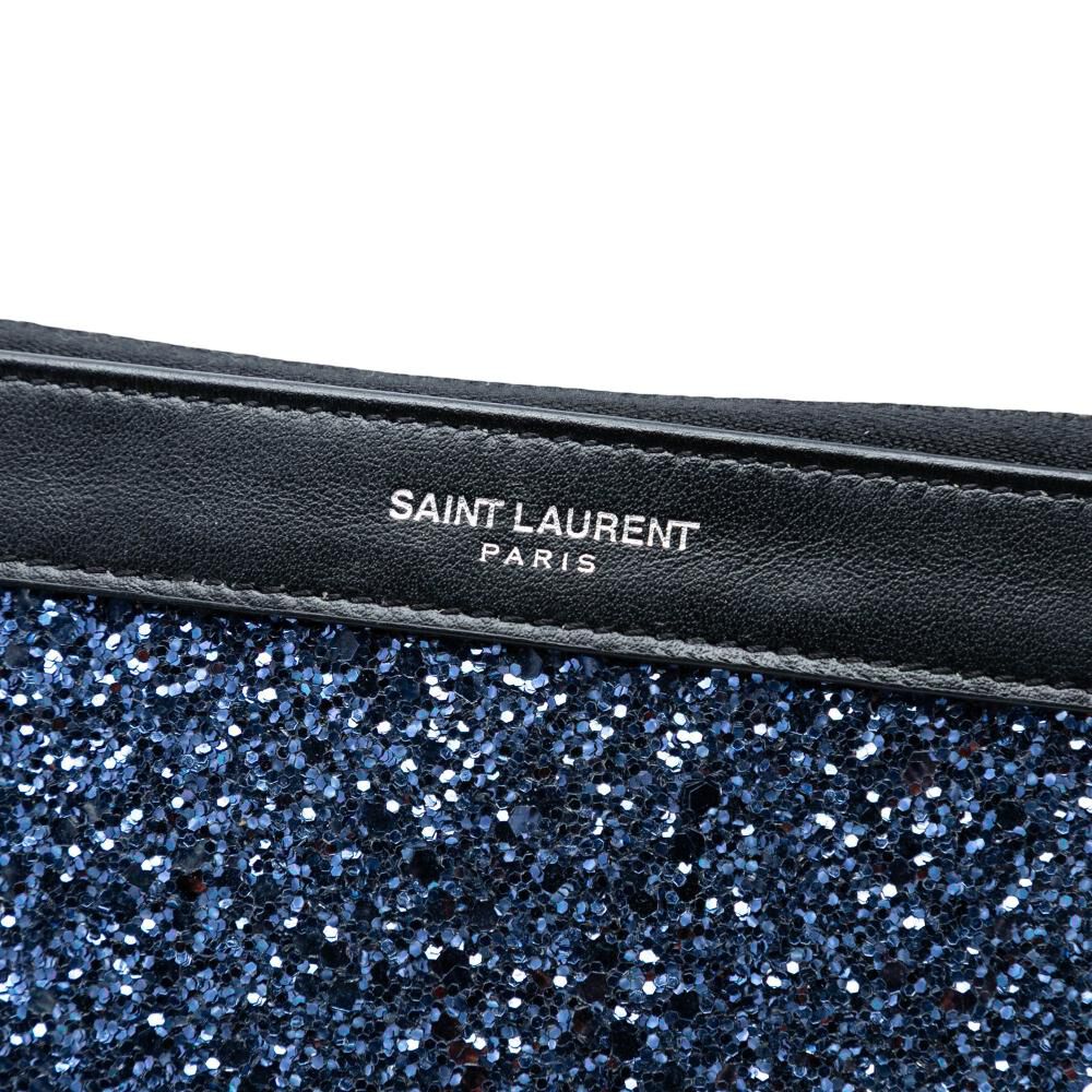 Yves Saint Laurent Clutch