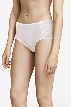 Marilyn Covering full brief