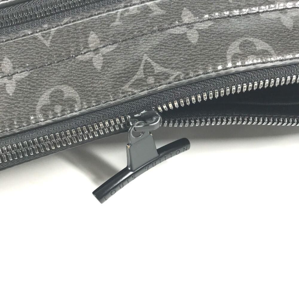 Louis Vuitton Clutch