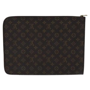 Louis Vuitton Clutch