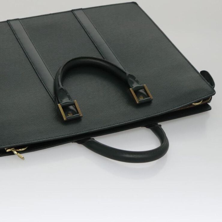 Louis Vuitton Porte Documents Voyage