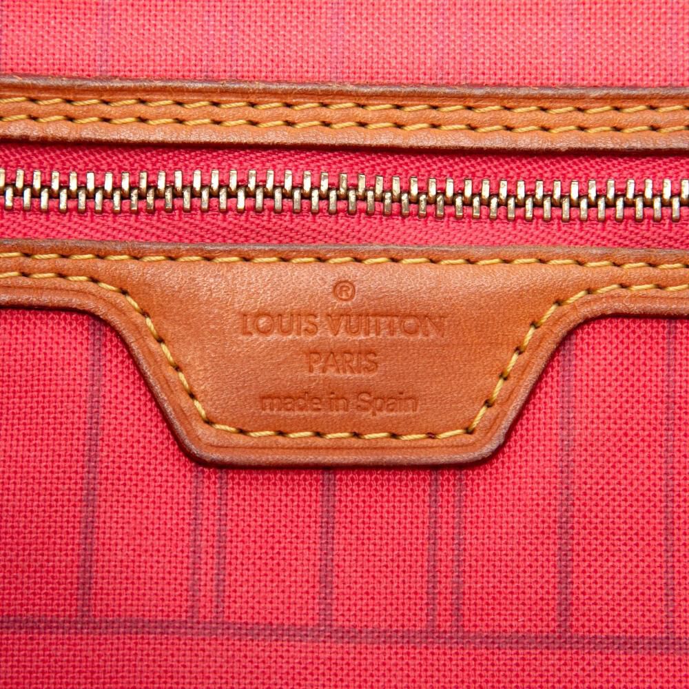 Louis Vuitton Neverfull