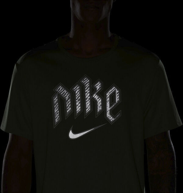 Dri Fit Run Division Miler T Shirt