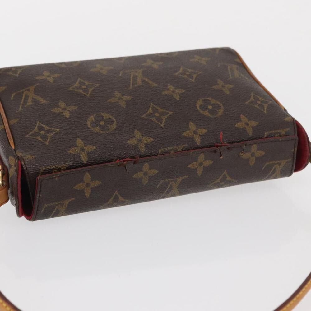 Louis Vuitton Recital