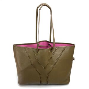 Yves Saint Laurent Tote
