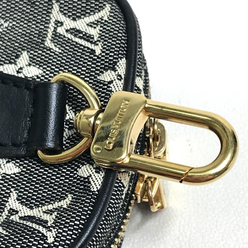 Louis Vuitton Pouch