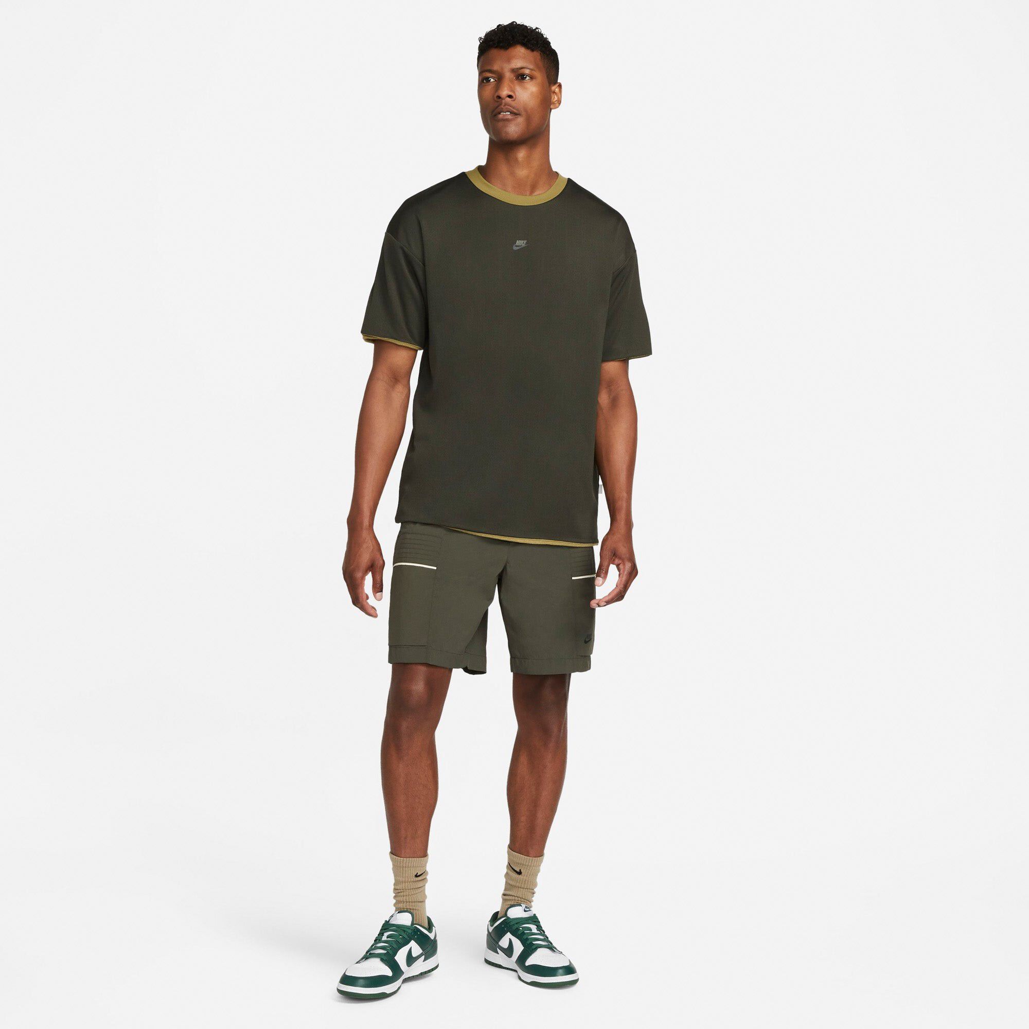 Sportswear Style Essentials Woven Utility shorts