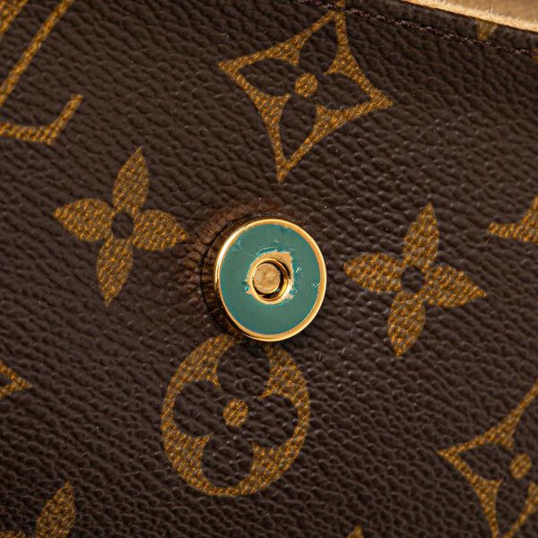 Louis Vuitton Twin Pochette