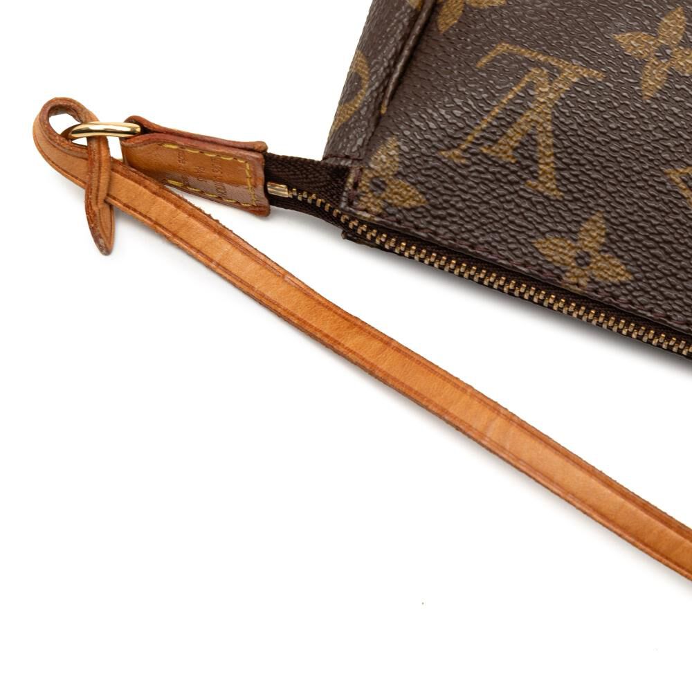 Louis Vuitton Pochette Accessoires