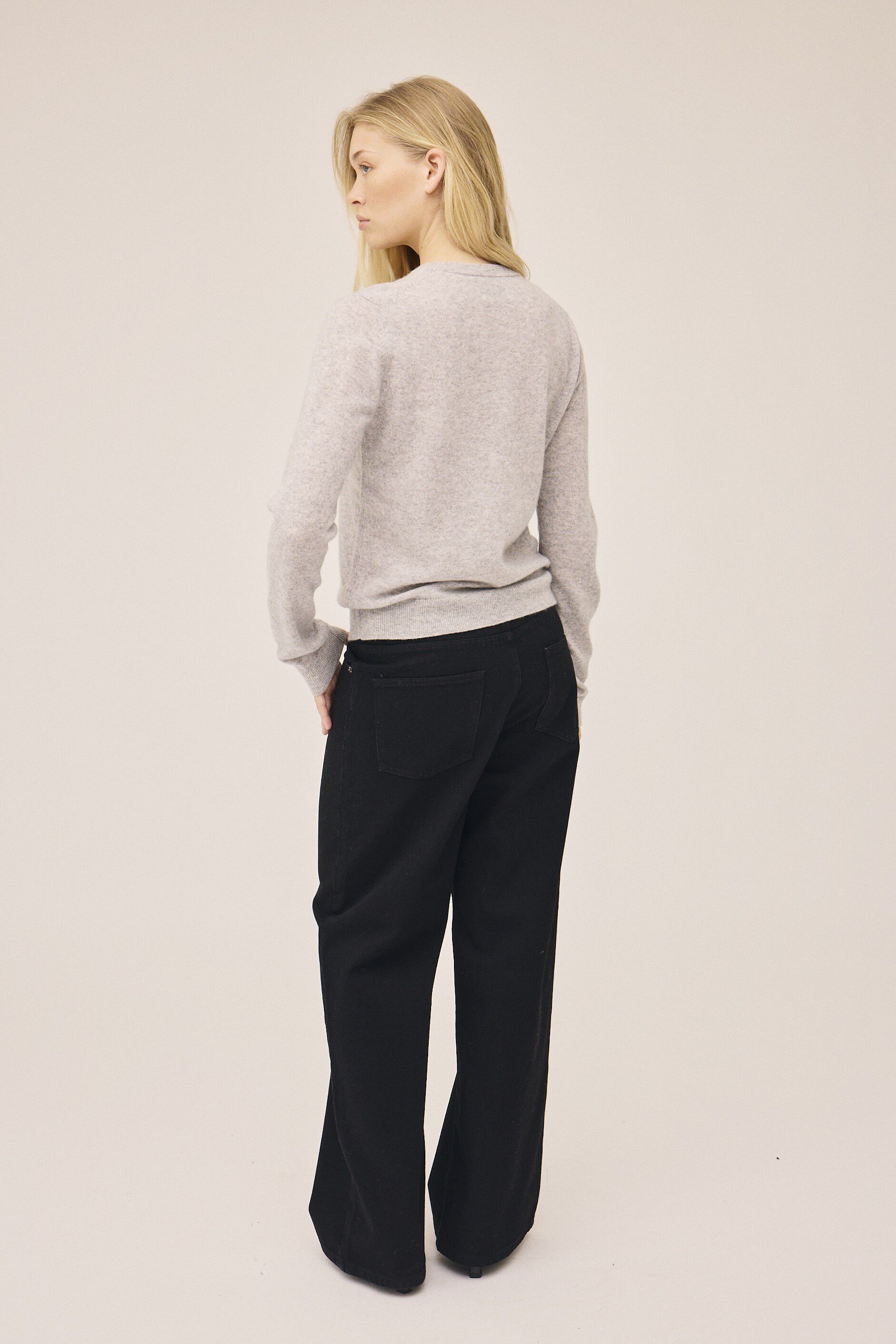 Mabel 18 Cashmere v-neck - GCS