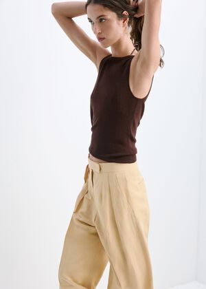 Fine knit boat neck top