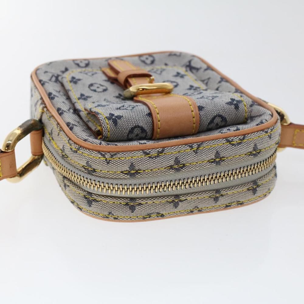 Louis Vuitton Shoulder Bags