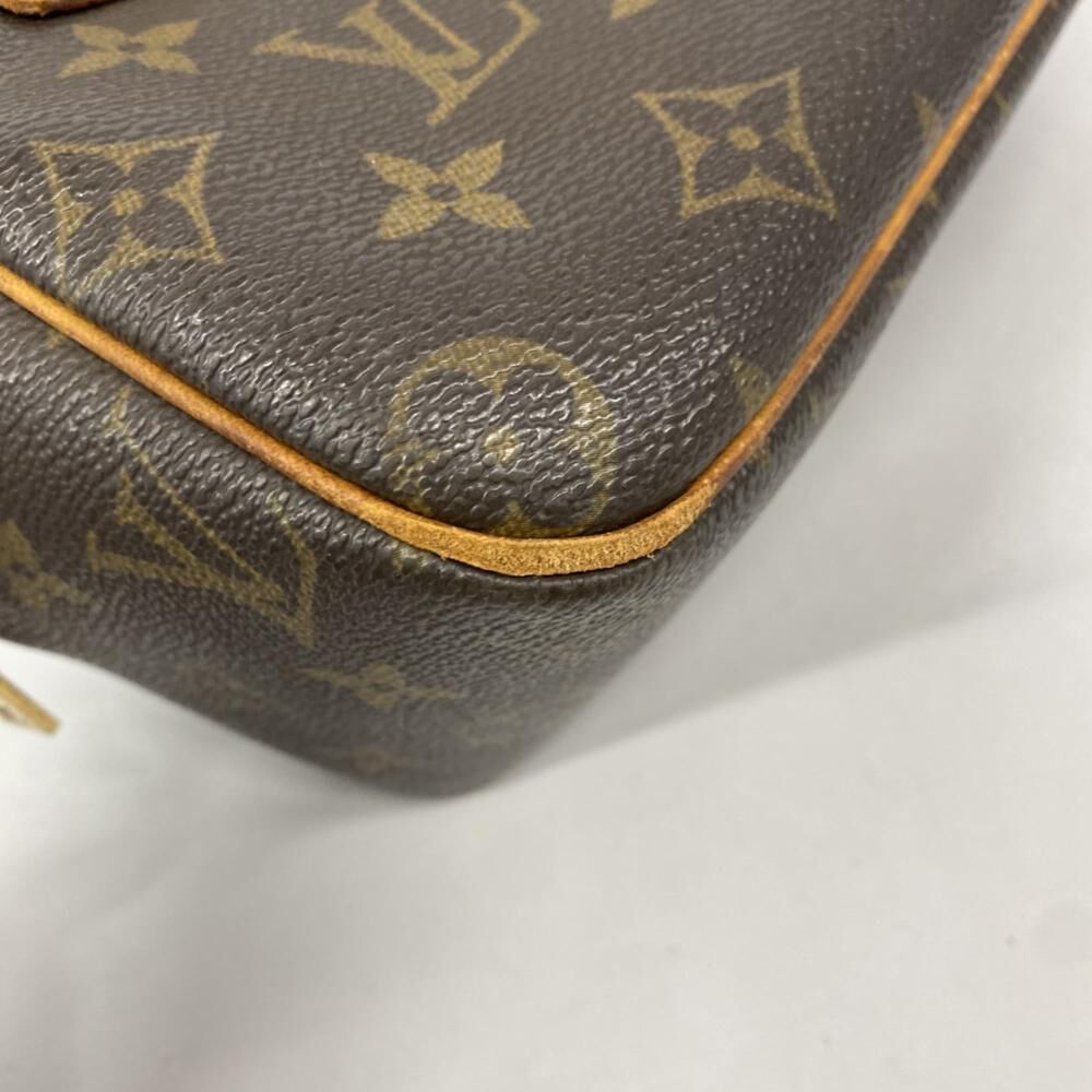 Louis Vuitton Shoulder Bags