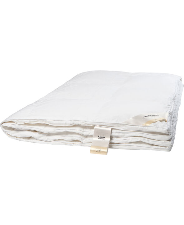 Diamant Gåsedunsdyne - Let 140x200 cm.