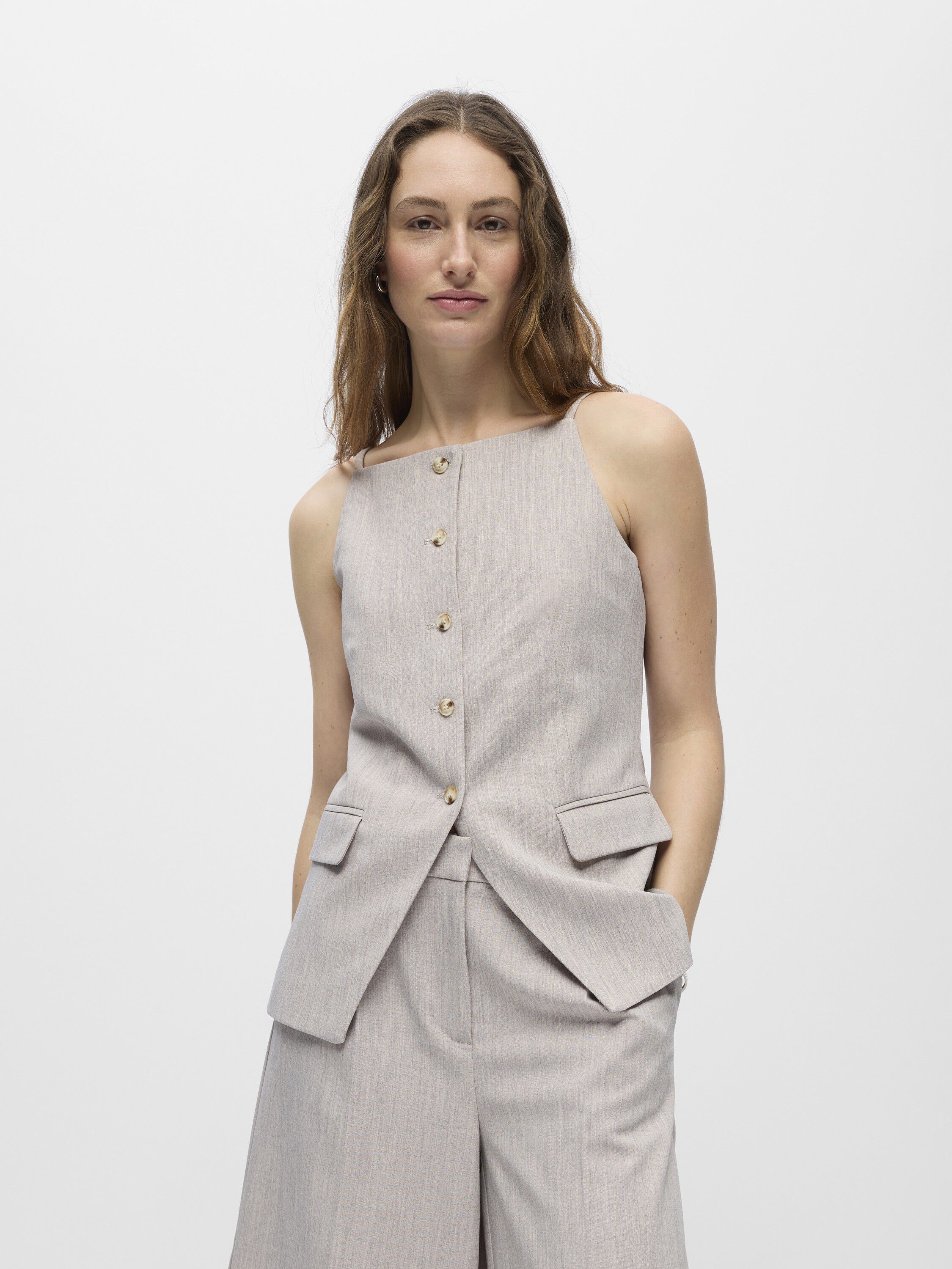 Objivalo Sl Re Vest 144