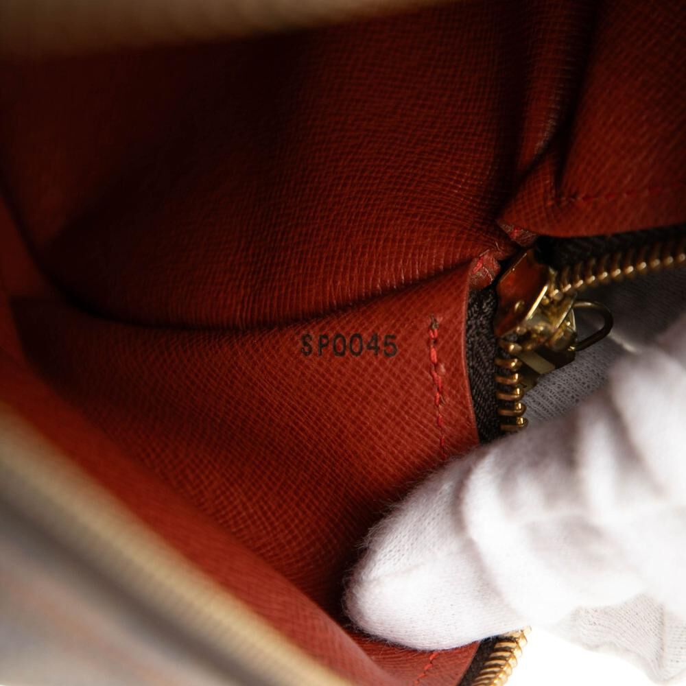 Louis Vuitton Papillon