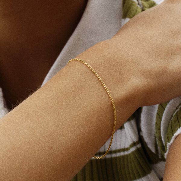 Small Twisted Sparkly Bracelet