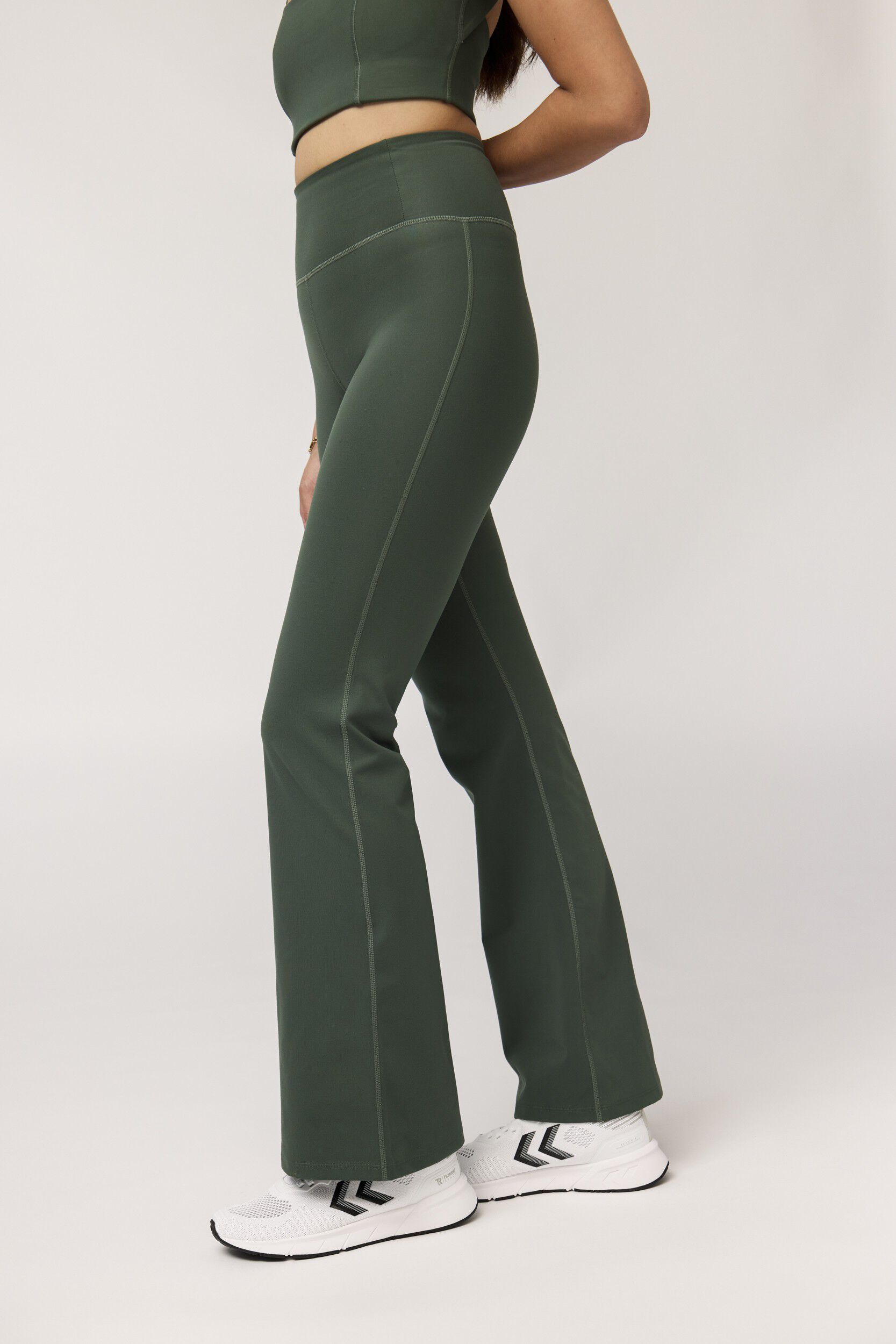 Compressive Flare Legging