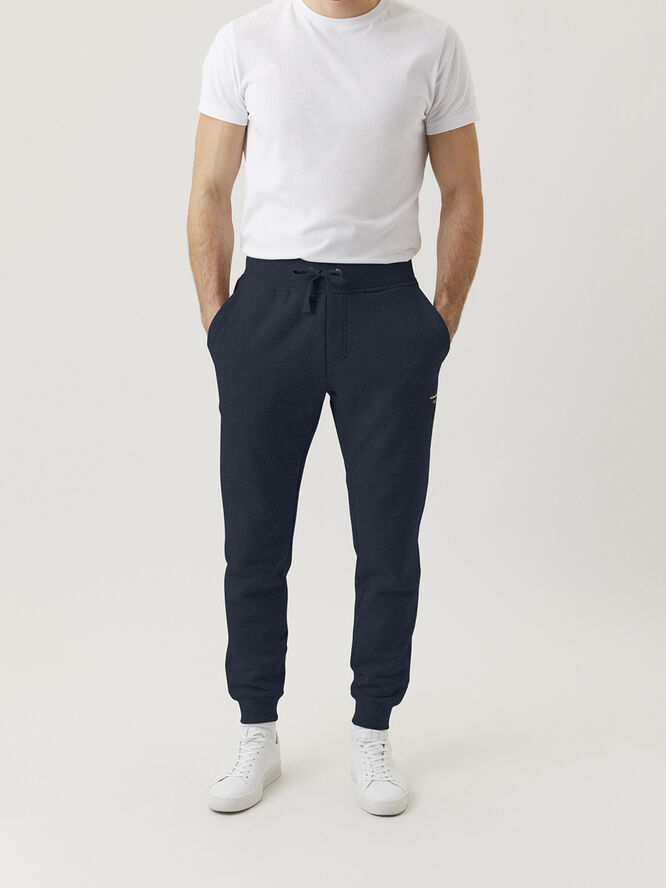 CENTRE TAPERED PANTS