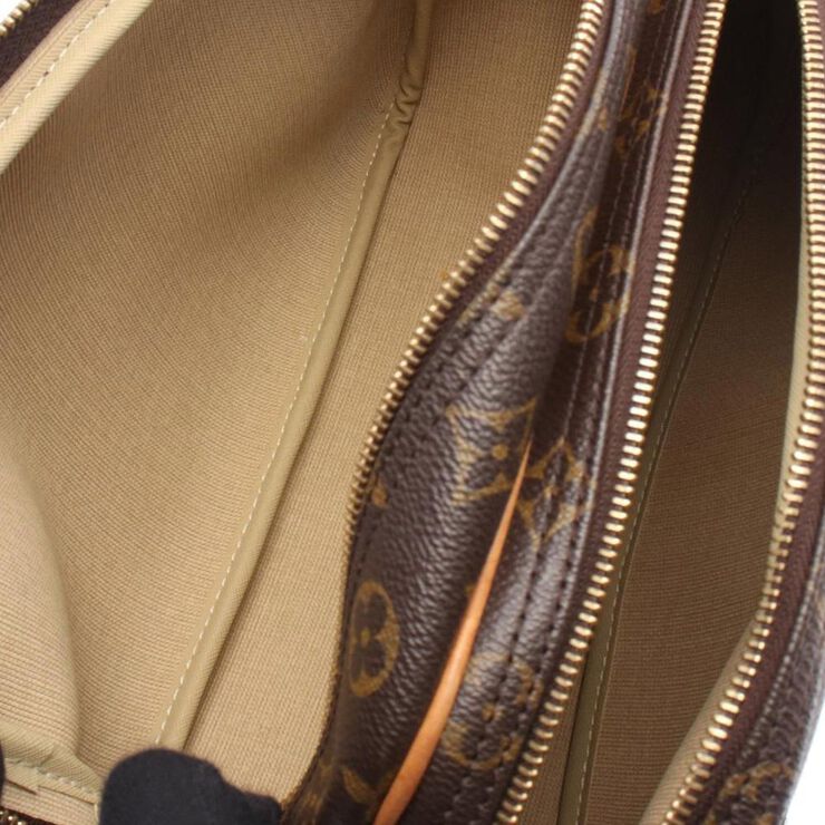 Louis Vuitton Reporter