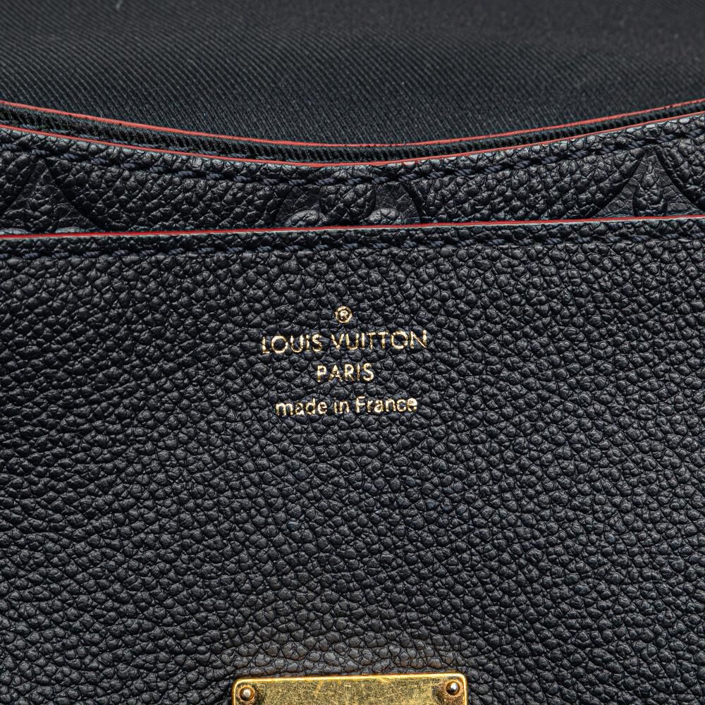 Louis Vuitton Shoulder Bags