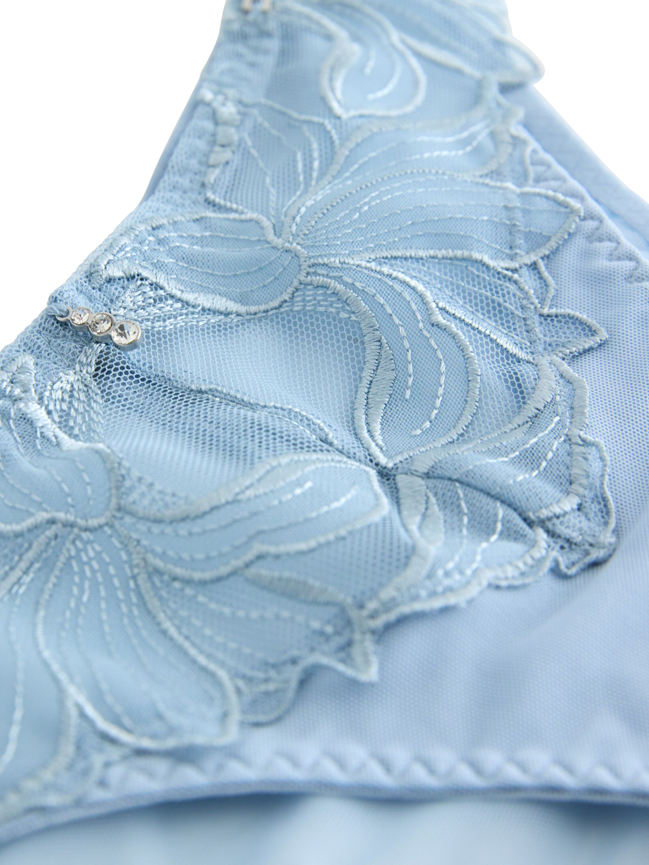 Brasiliansk truse med vanlig midje