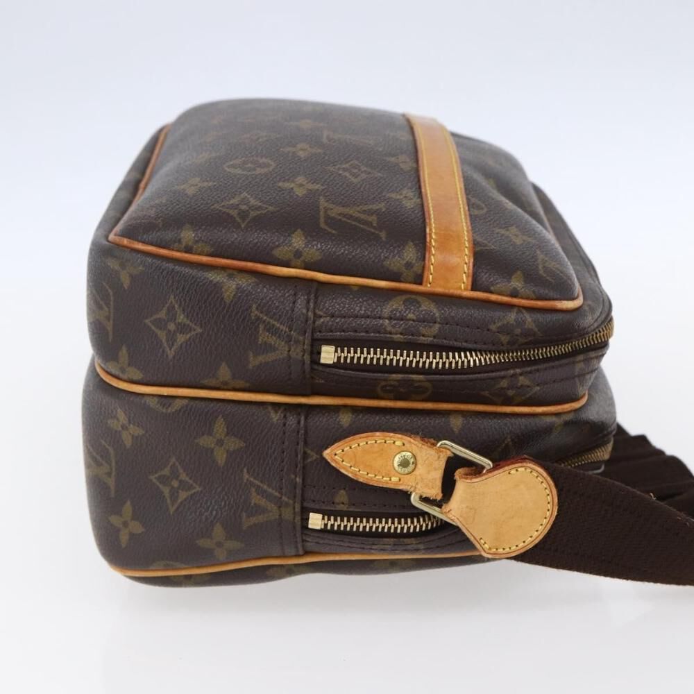 Louis Vuitton Reporter