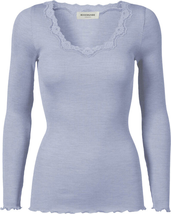 Silk t-shirt w/ lace