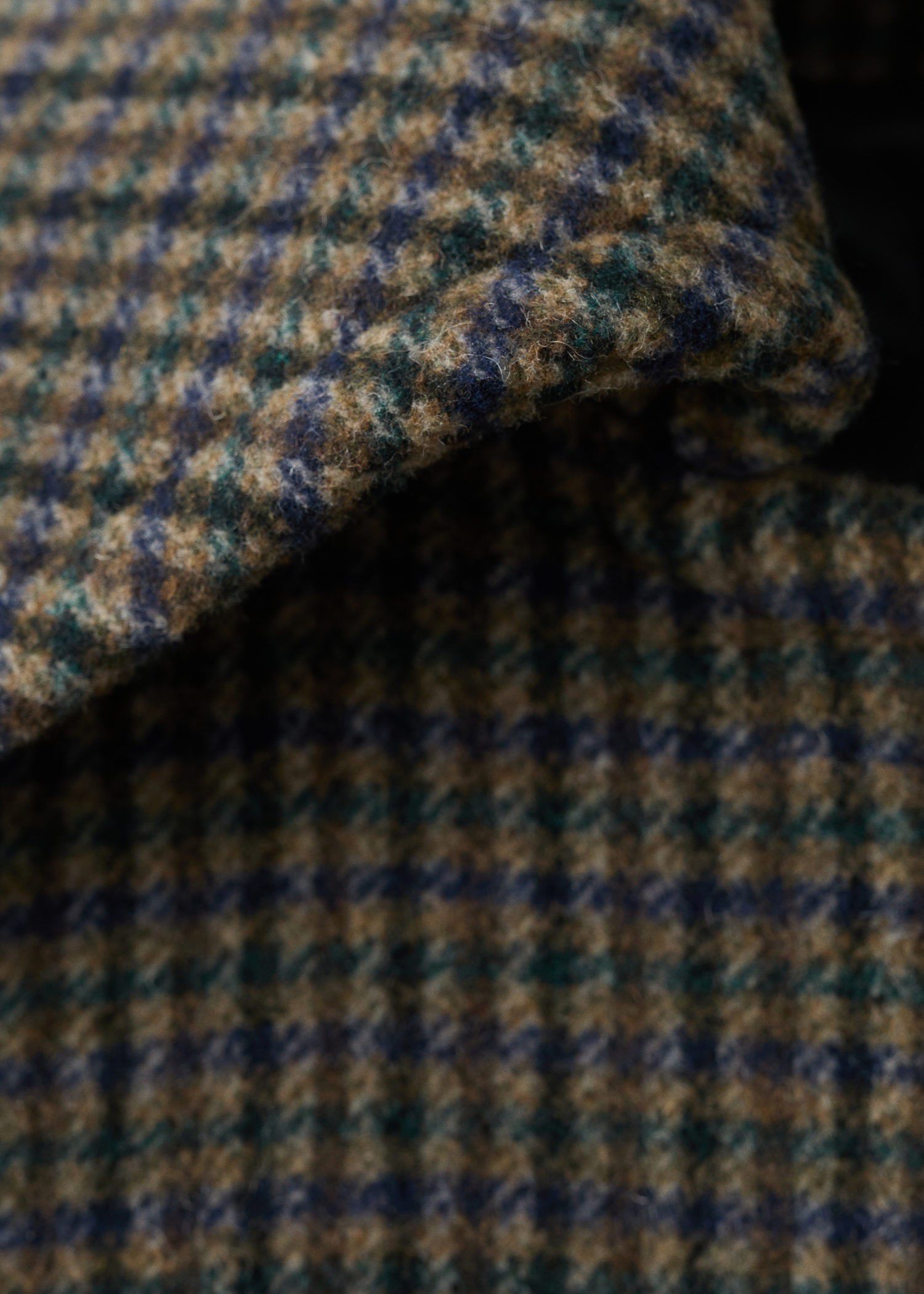 Houndstooth wool jacket
